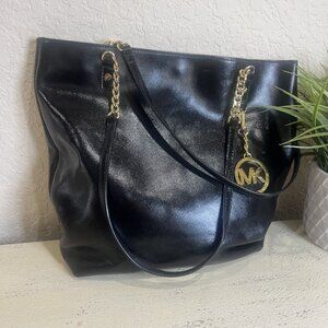 Michael Kors Jet Set Shiny Black Patent Leather Chain Tote